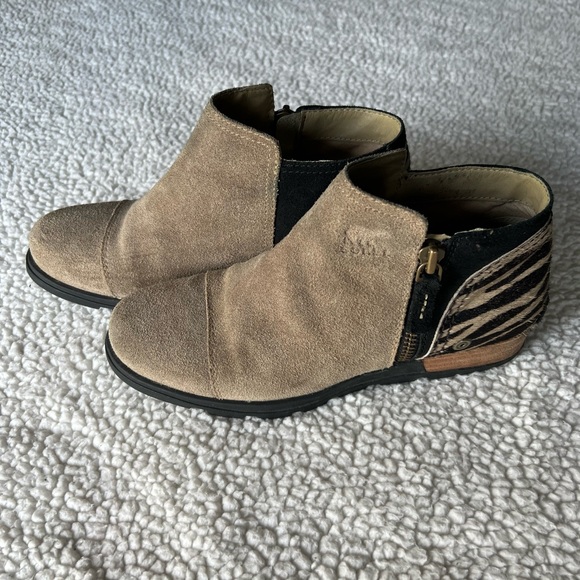 SOREL Booties Suede Zebra Size 8 - Picture 2 of 8